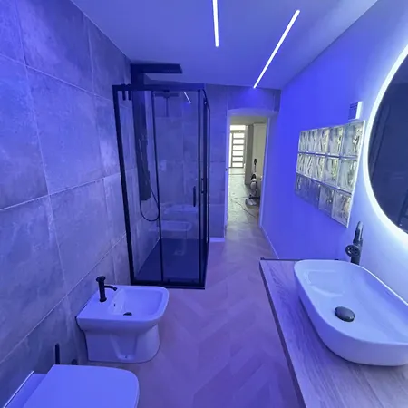 Jacuzzi Semesterbostad *