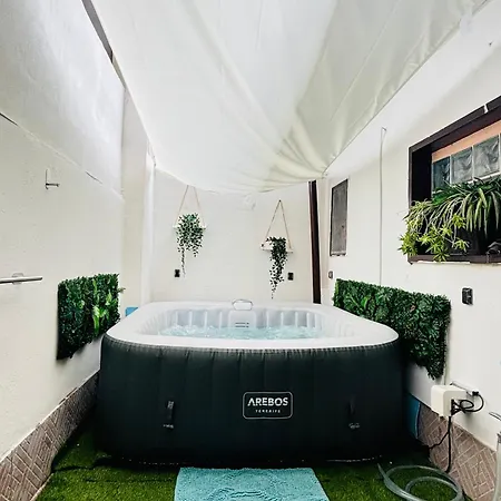 Holiday home Jacuzzi